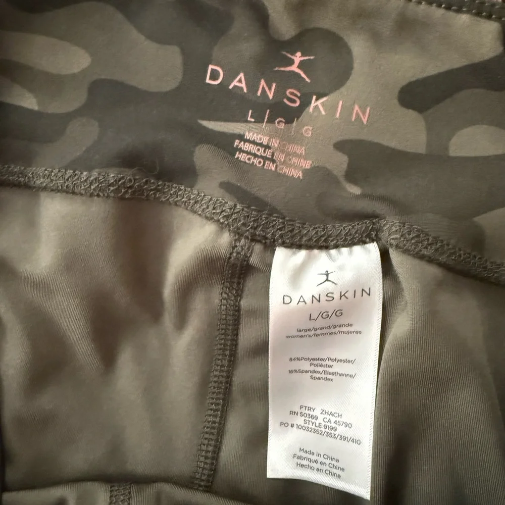 Danskin Olive Camo Active Leggings - Picture 4 of 4
